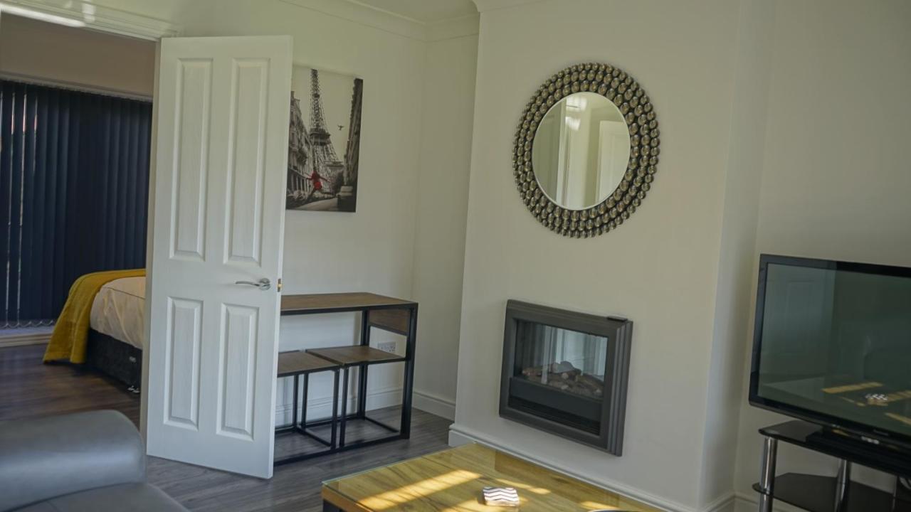 Palm House Apartman Widnes Kültér fotó