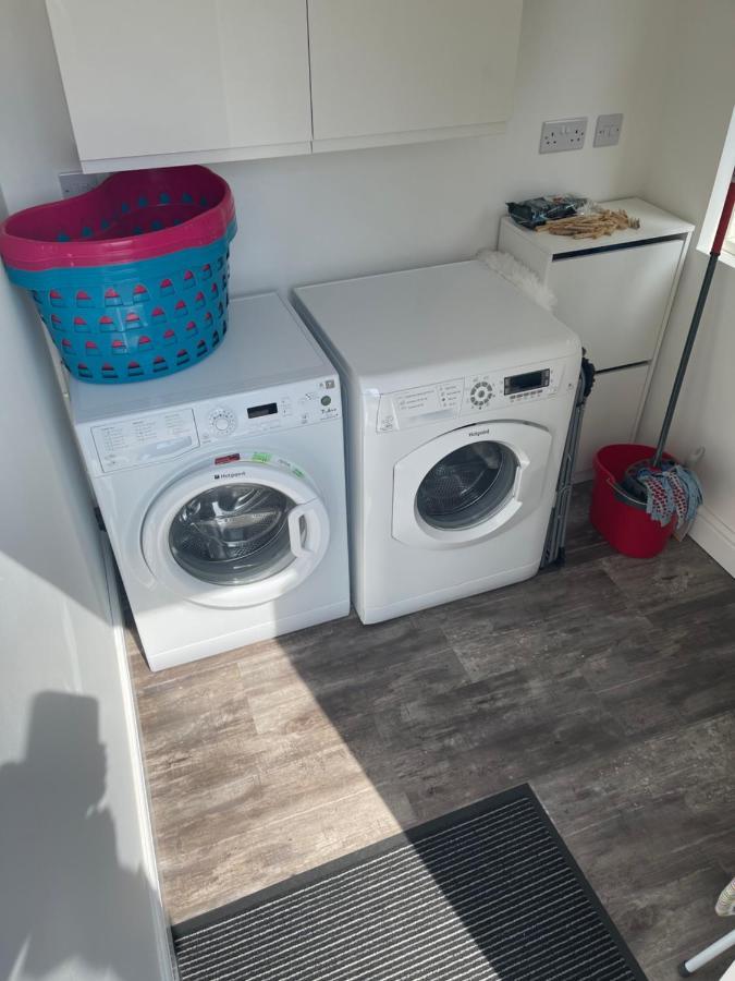 Palm House Apartman Widnes Kültér fotó