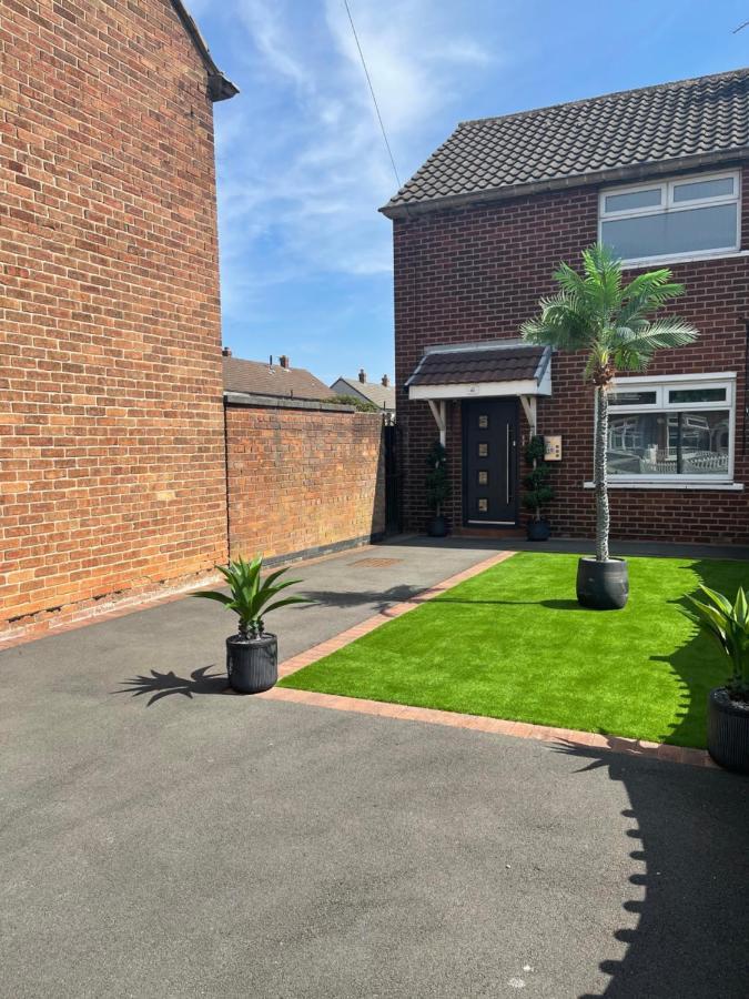 Palm House Apartman Widnes Kültér fotó